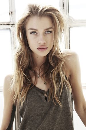 Cute Hot Sexy Latinas Shake That Cute Ass 192