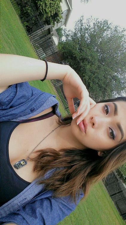 n4ked-er:

I’m GLOWING