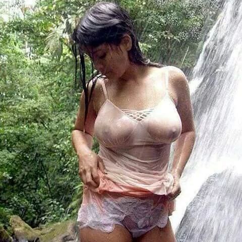 Girlfriend's big Indian boobs