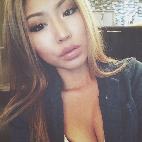 summersongxo:

ig: summersongxo Bigboobs, Toket Gede, Tetek...