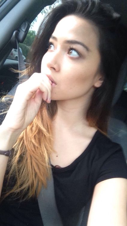 tiger-honey:

Still thinkin bout the titty Bigboobs, Toket Gede,...