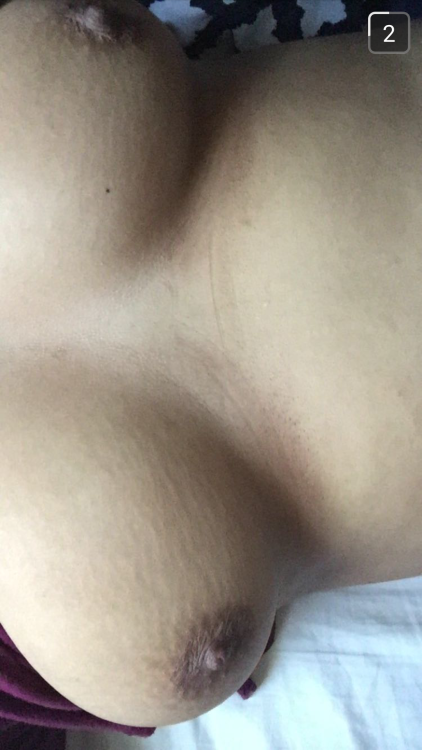 Follow us ➝ AmateurSnapchatSelfies