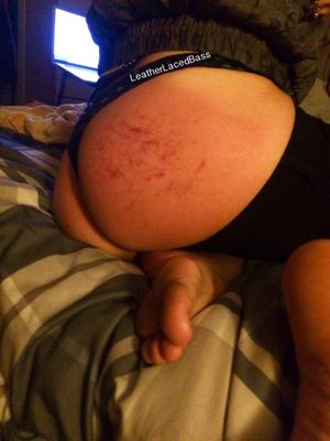 leatherlacedbass: I love when Daddy makes me prettier! (Don’t...