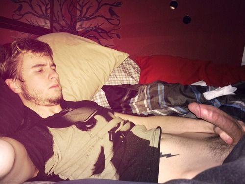 Reblog: cutrobin:
cutrobin
♥♡❤♡♥thanks for following…