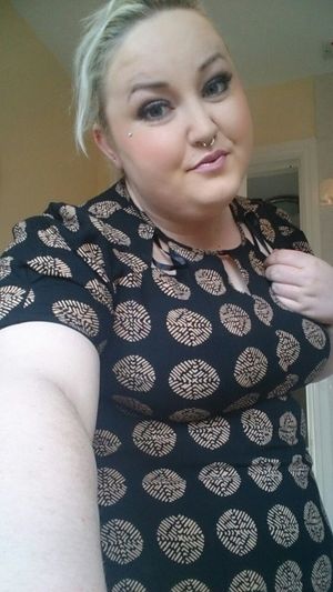 littlemiss-eat-a-lot:littlemiss-eat-a-lot: These jeans are...