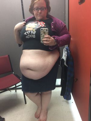 the-need-for-feed: I need to put together an outfit for 90s...