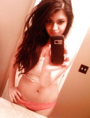 Another amazing nude Selfie180