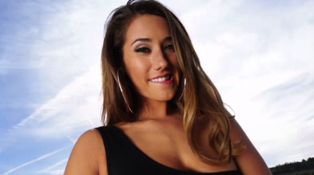Stunning Babe Eva Lovia