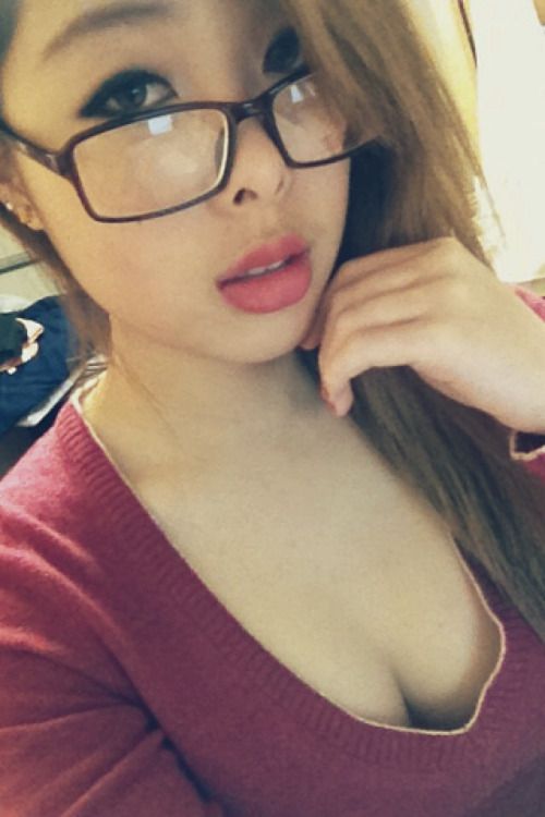 h0llyjanee:
Sooo who wants to study with me? ;)
Bigboobs,...