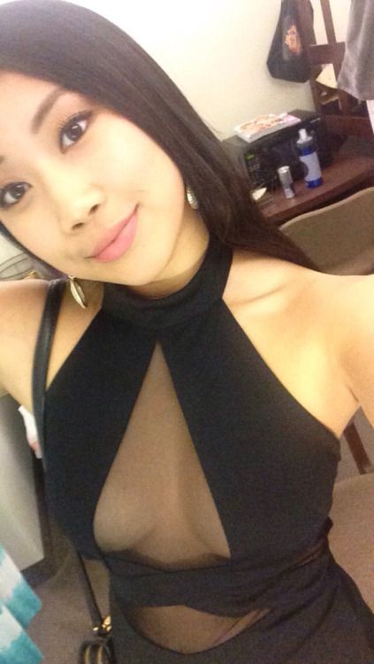 persistent-dreams:
Dressing up for formal season