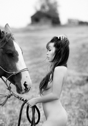Roxanne Gaudette l'Oiseau et un cheval