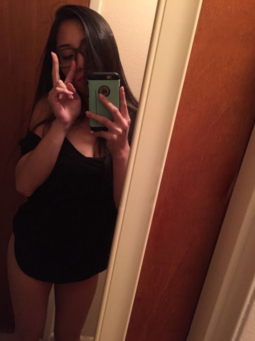 gofuckyourselveseveryone:

✌️