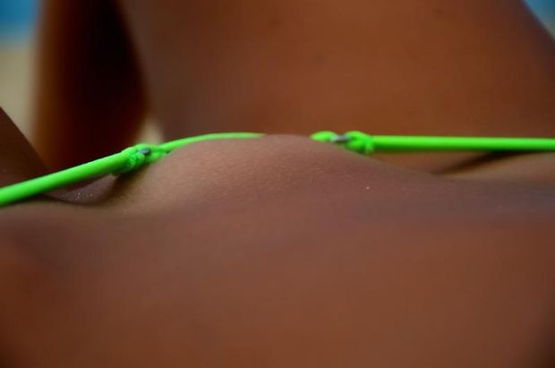 beauty bikini bridge