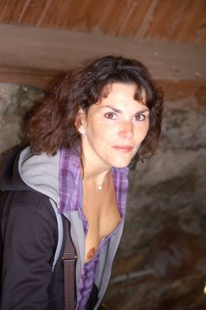 Sexy MILF Can't Get Dick Off Her Mind