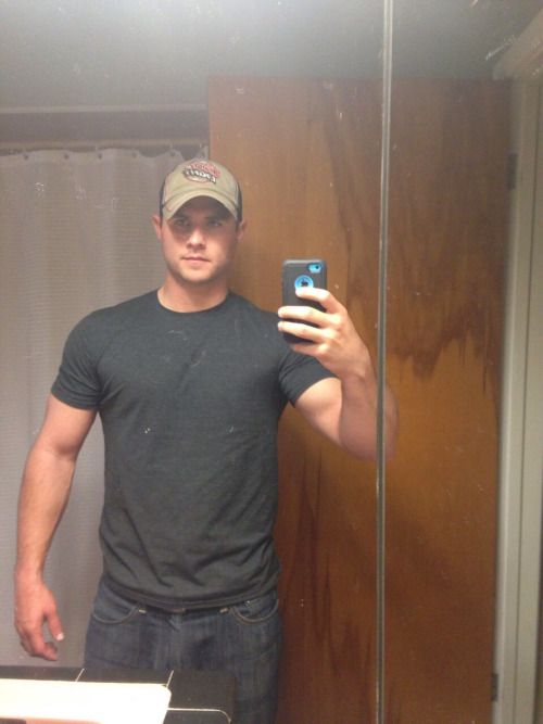 Reblog: hotstuff—blogjrs:
♂♂Thanks for following…