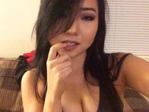 sunnybunnyl: Unedited selfie