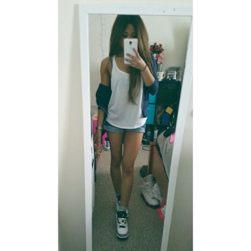 lillielux:

Weather too gucci. Bigboobs, Toket Gede, Tetek...