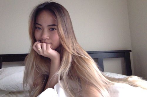 daphadiles:

fuck it, going all blonde. Bigboobs, Toket Gede,...