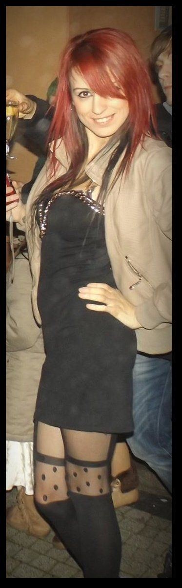 Party redhead chick