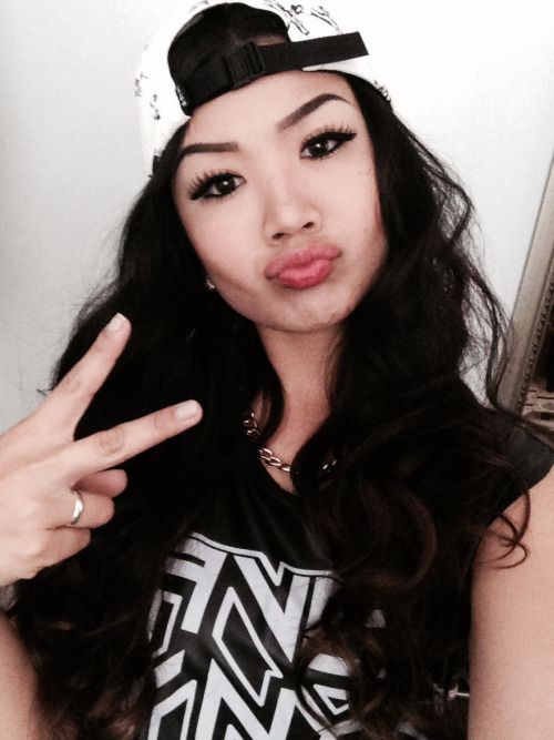 kirstenchanel:

✌️ Bigboobs, Toket Gede, Tetek Montok, Foto...