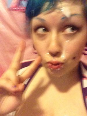 Sorry for the bad quality but look at this ridiculous amount of cum on my face! Do love.