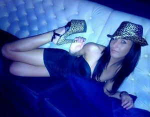 Horny bimbo in the nightclub