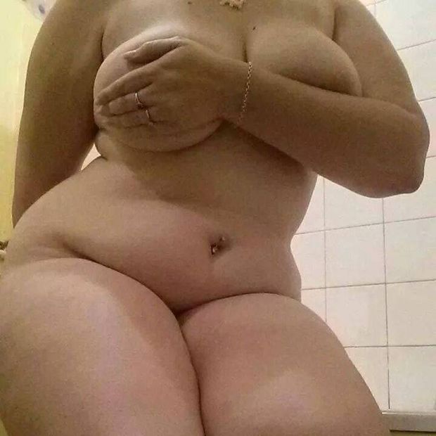 A Hot and Sexy chubby Teen111