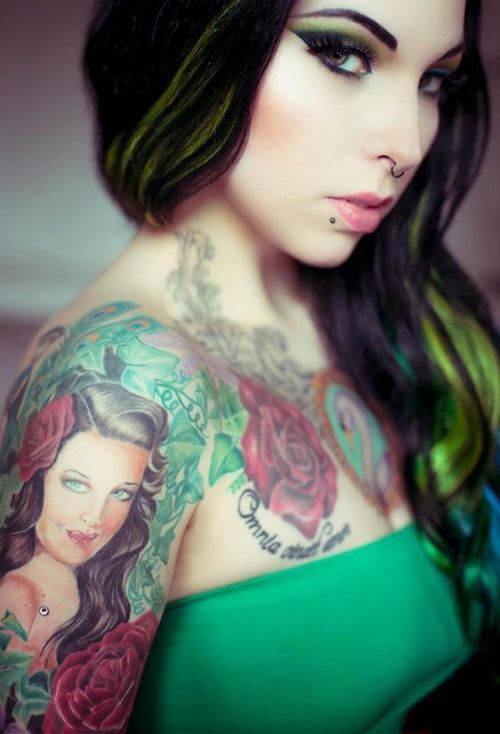 Sexy Tattooed Bitches 297