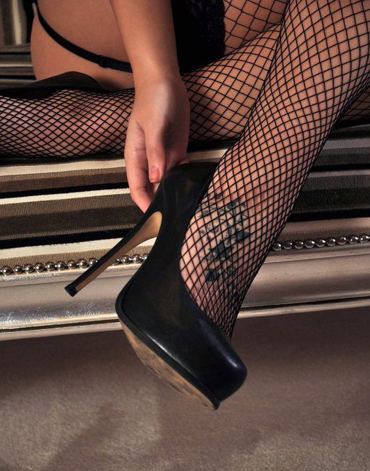 Naked Girl In Fishnet Stockings 025