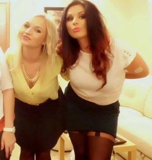 Party chicks, nasty blonde and horny brunette