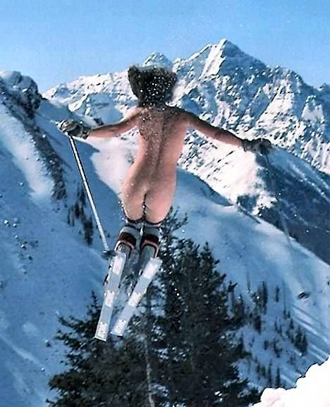 #amateur bare skiing