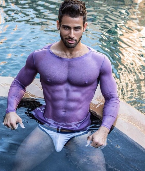 Reblog: Enjoy my archives: Sexy Gay Men and Random Gay Posts