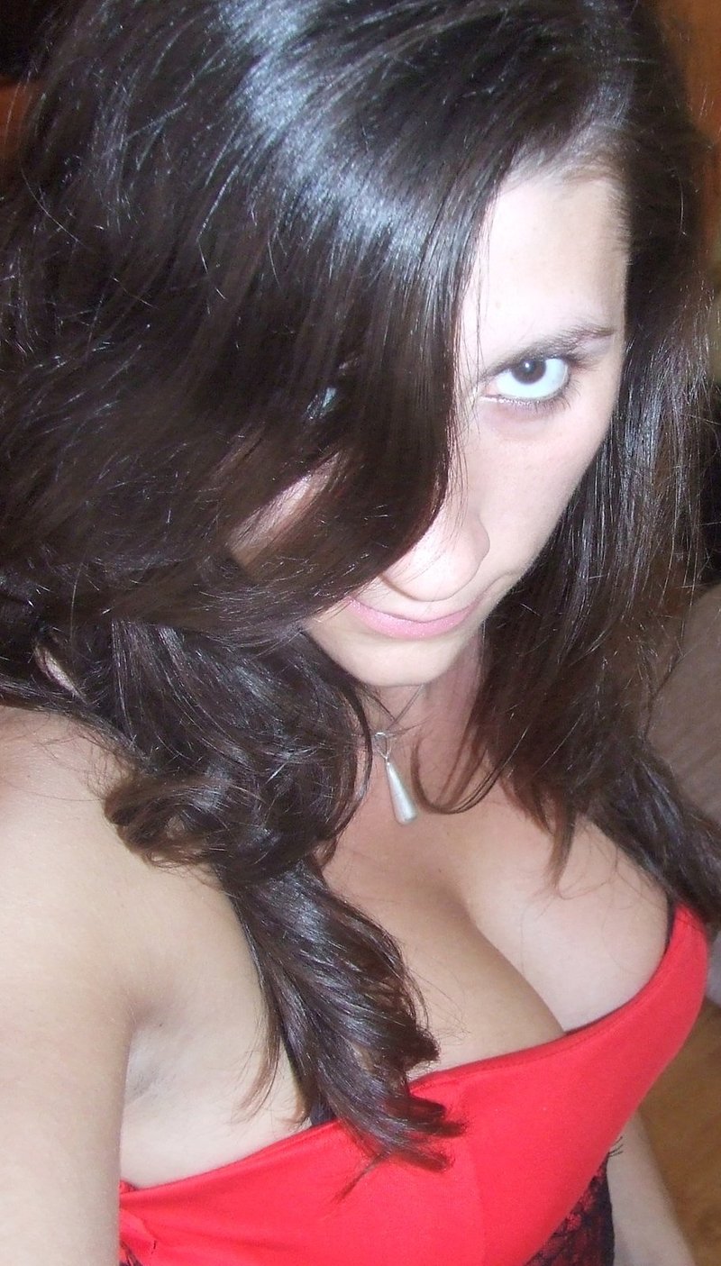 Deep cleveage