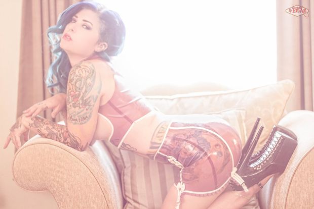 Sexy Tattooed Bitches 272