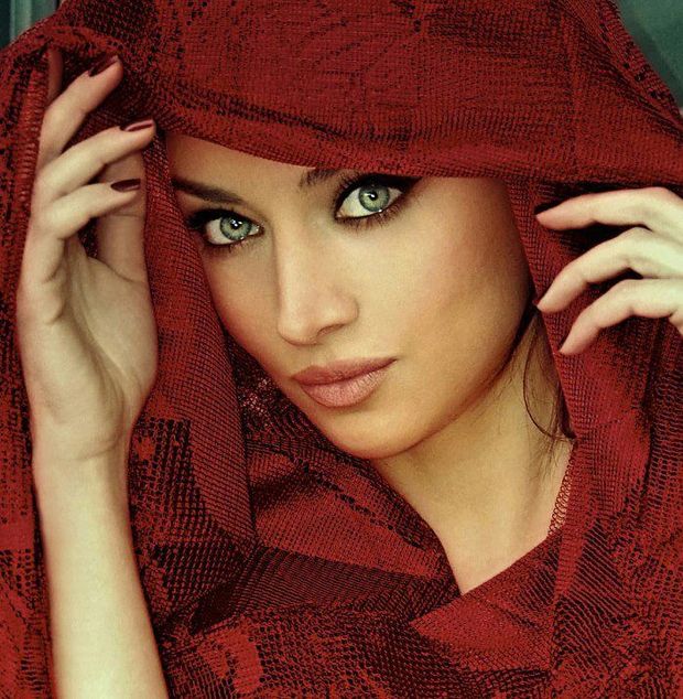Exotic Eyes