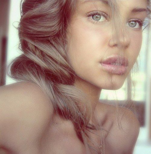 this eyes and this lips ......