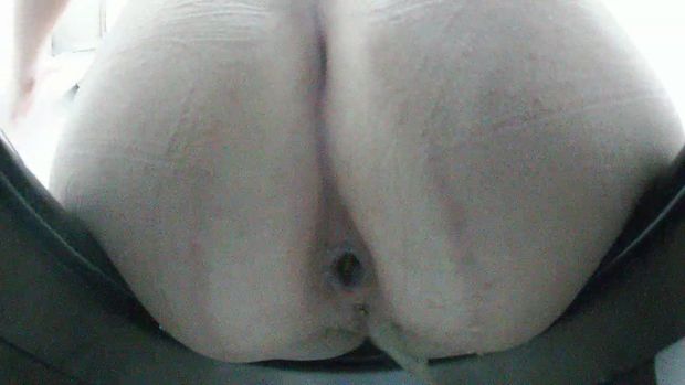 Long-haired Czech girl caught peeing in the toilet.