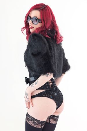 Sexy Tattooed Bitches 240