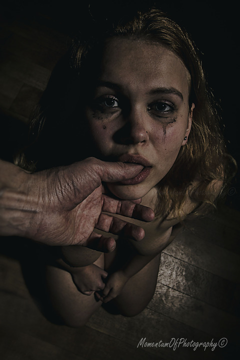 Follow us ➝ Tied And Helpless

Tied Slaves ➝...