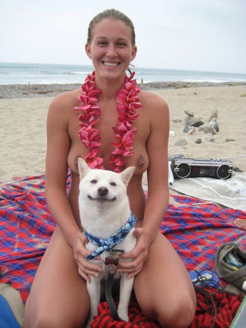 Hot HD Full Nude Beach Sex Gallery