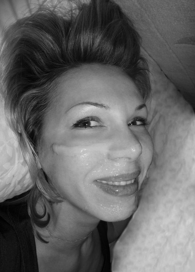 ejaculation faciale salope