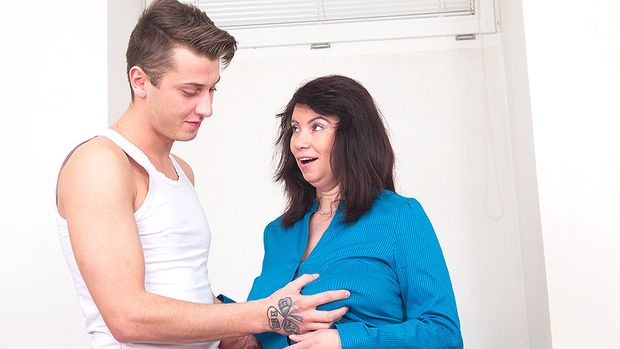 Chubby Mature Mom with Big Tits Fucking Her Toy Boy