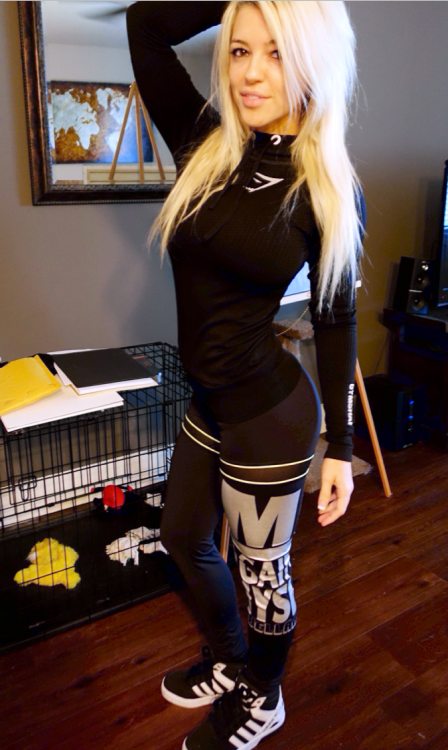 Hot and Sexy HD Full Yoga Pants XXX Pics