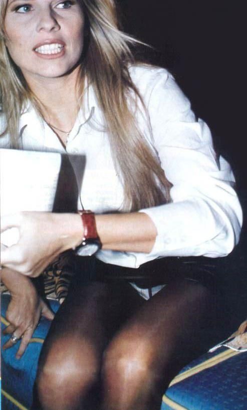 upskirt