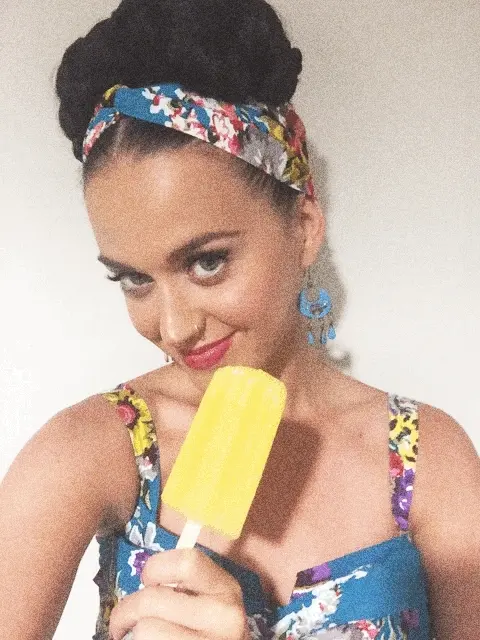 katyperry: Obvi im going through a Frida phase