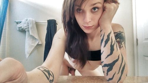Follow us ♥ ShemaleCumsluts
Click for more ♥ Sexy Traps