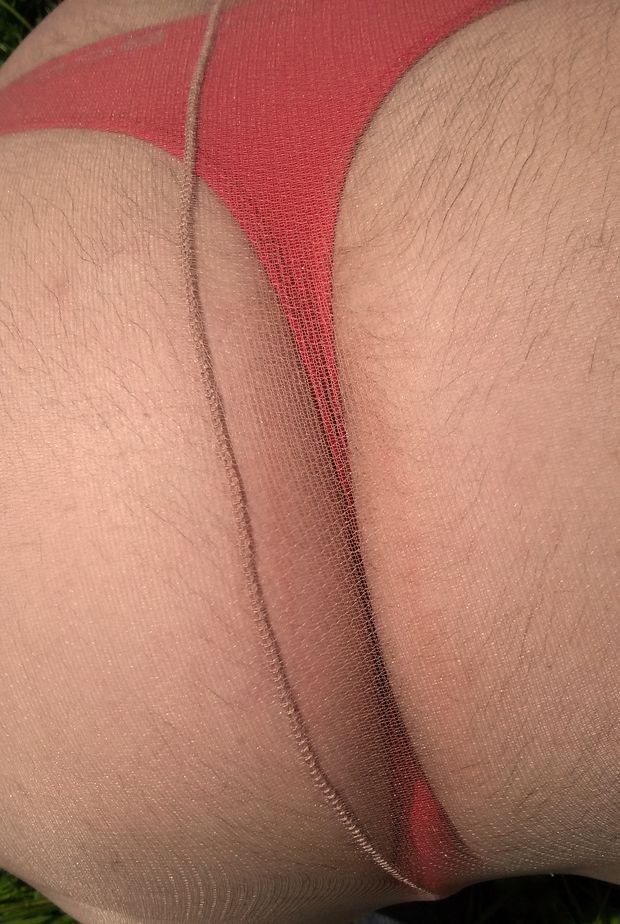 crossdresser joying