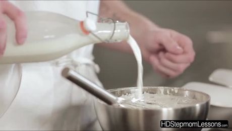 Sensual Jane walks in when Nora left her bf in the kitchen while baking some cake and her stepmom show off her bigtits.