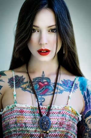 Sexy Tattooed Bitches 305