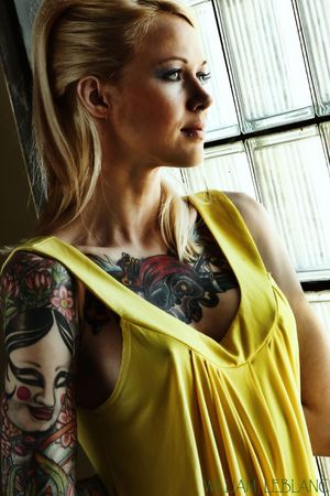 Sexy Tattooed Bitches 193